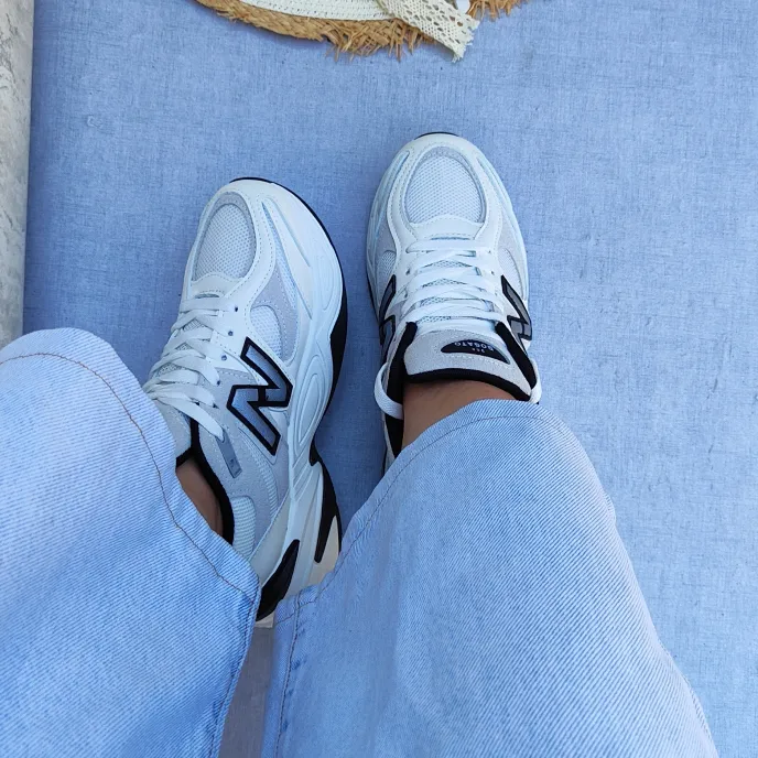 کفش کتانی مردانه